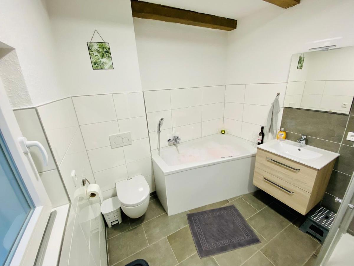 Lebenslust Mit Whirlpoolbadewanne #innenstadt#aussenbereich Von Harztraveler * Wernigerode